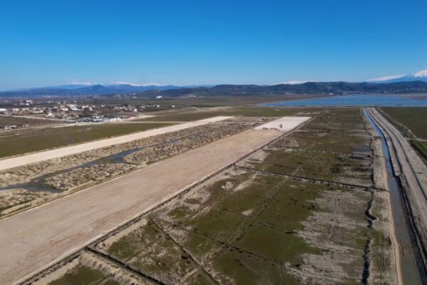 “Euro Natur”, shqetësim se zona Vjosë-Nartë kërcënohet nga ndërtimi i Aeroportit të Vlorës