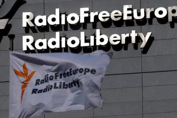 BE-ja lëshon fonde për të mbajtur gjallë Radion Evropa e Lirë