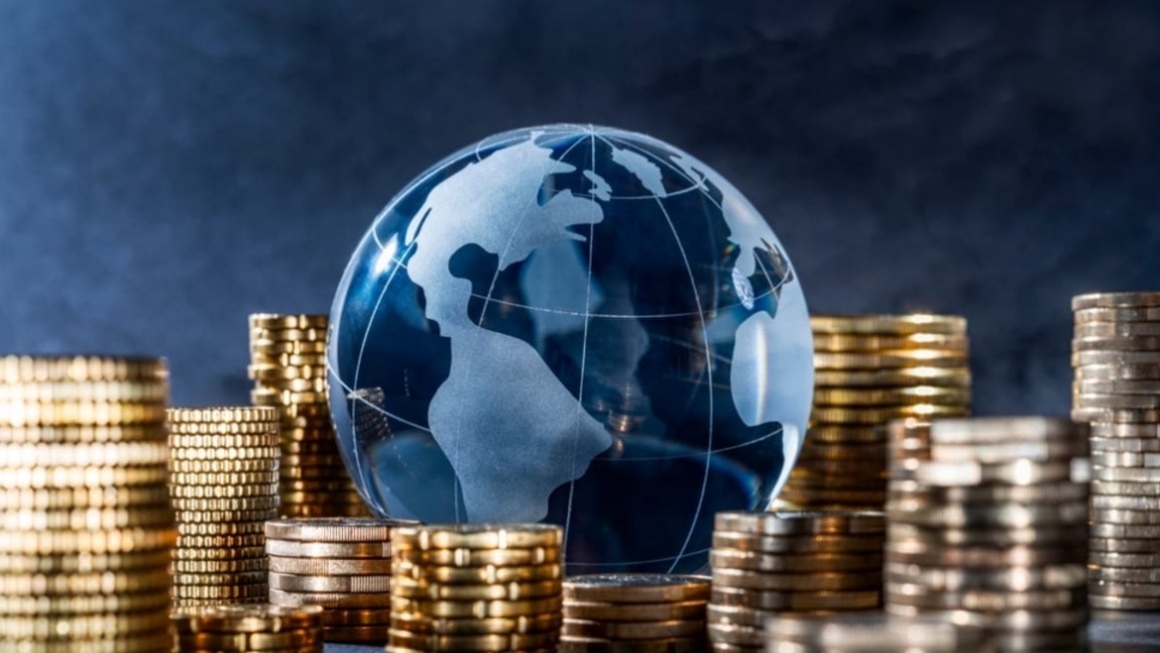 OECD: Inflacioni dhe tarifat rrezikojnë stabilitetin ekonomik botëror