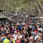 mbipopullim me turistë