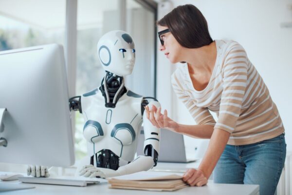 Njeriu apo Inteligjenca Artificiale?