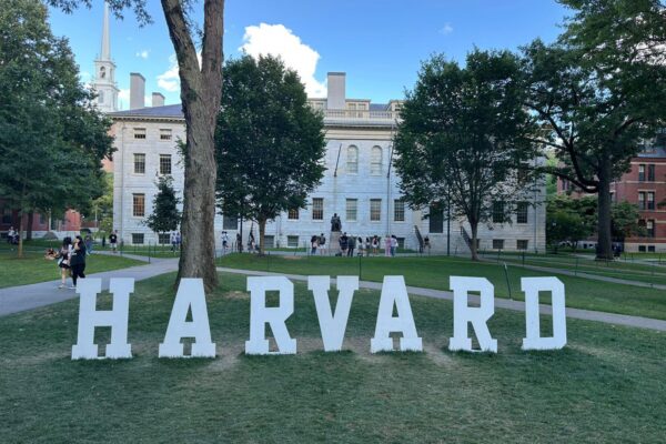 Universiteti Harvard mirëpret ish ministrin e Punëve të Jashtme Ditmir Bushati si profesor në fushën e diplomacisë