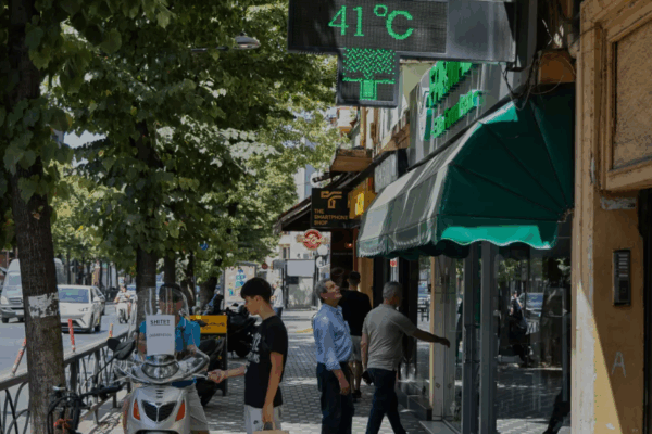 Ekspertët paralajmërojnë se nxehtësia ekstreme është një emergjencë në rritje për shëndetin publik