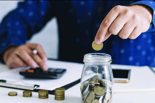 Më shumë se 48 mijë shqiptarë kontribuojnë për pension privat