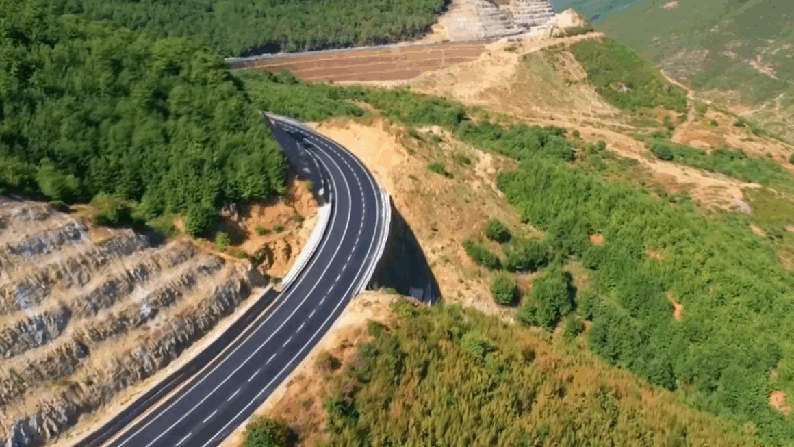 Hapet qarkullimi i rrugës Qukës-Qafë Plloçë, Balluku: Aksi i ri do të jetë degëzimi i Korridorit 8
