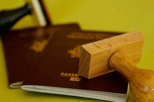 BE nis sistemin biometrik më 12 tetor: Fund vulave në pasaporta, gjurmë gishtash në kufi edhe për udhëtarët nga Shqipëria
