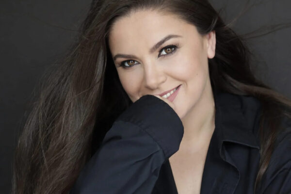 Arjeta Dhima sjell “Ventrilokuizëm Show” në ArTurbina