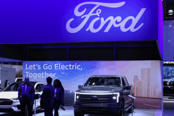 GM dhe Ford rriten 8% falë shitjeve rekord të makinave elektrike