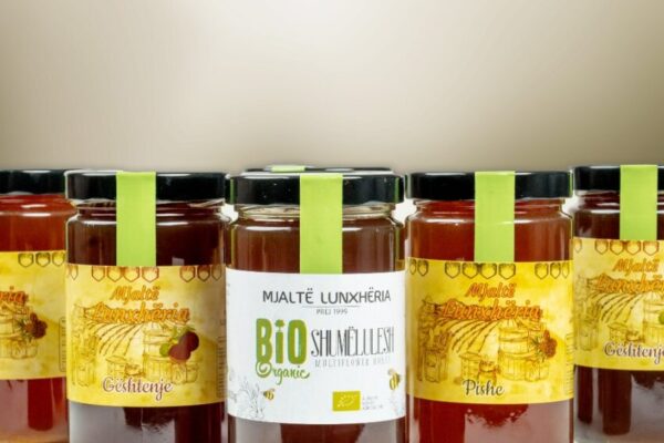 Sfidoni virozat e stinës me Mjaltin Lunxhëria, produkti natyral për forcimin e sistemit imunitar