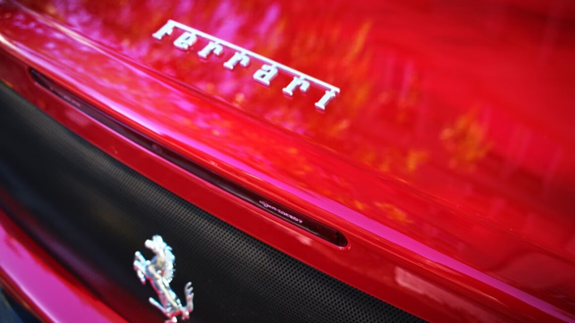 Ferrari zbulon teknologjinë që do të fuqizojë makinën e saj të parë elektrike