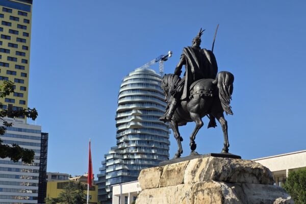 Rruga drejt investimeve europiane në Tirana Investment Forum