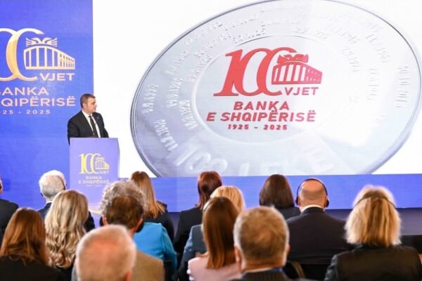 Banka e Shqipërisë prezanton monedhën përkujtimore në 100-vjetorin e saj
