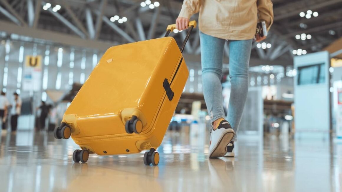 37 % e familjeve shqiptare kanë familjarë në emigracion. Anketa e INSTAT dhe institucioneve ndërkombëtare