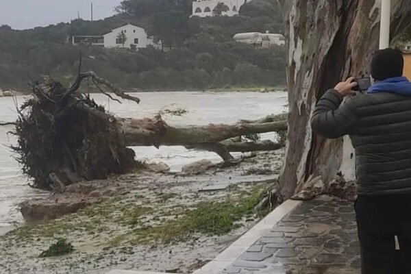 Mot ekstrem në Greqi dhe Itali, përmbytje dhe dëme pas ciklonit Harry