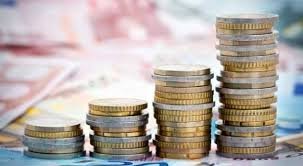 Ekonomia shqiptare përballë kufizimeve strukturore, çfarë tregon analiza e Arben Malajt mbi rritjen dhe integrimin në BE?