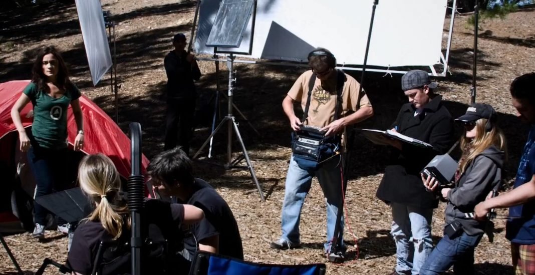 Dy motrat shqiptare Zenelaj po përgatisin në SHBA filmin ‘Gonxhe’ për fëmijërinë e Nënë Terezës