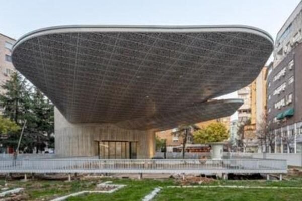 Mozaiku i Tiranës nominohet për çmimin “Ndërtesa e Vitit 2026”