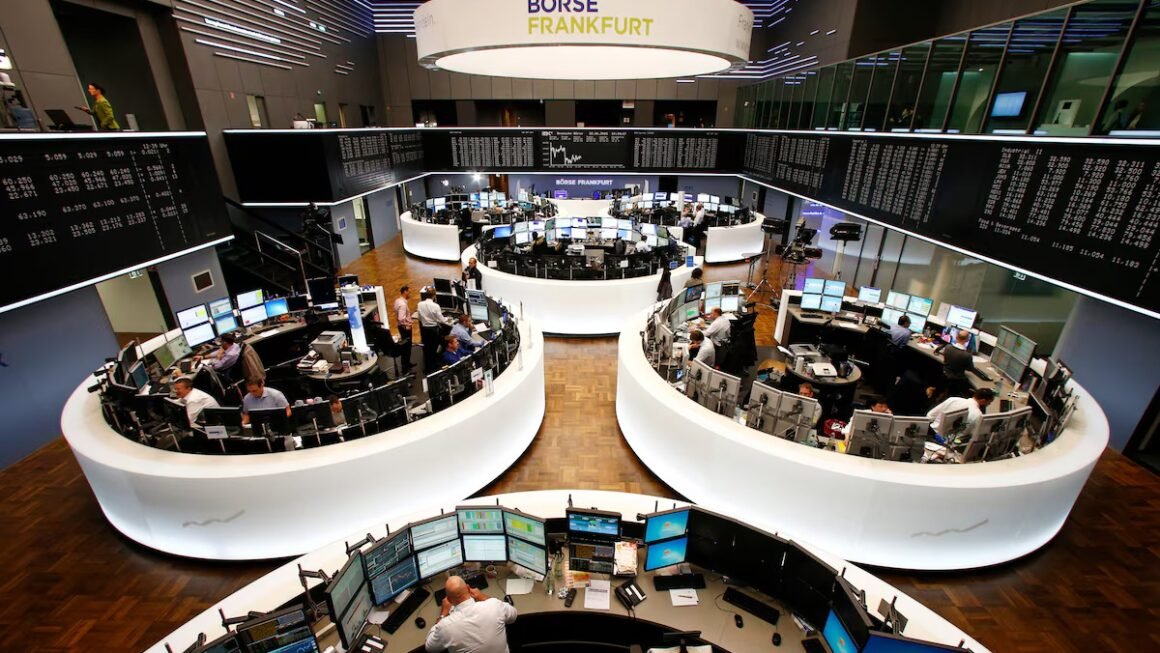 Bien aksionet e kompanive softuerike pas shqetësimeve për ndikimin e IA