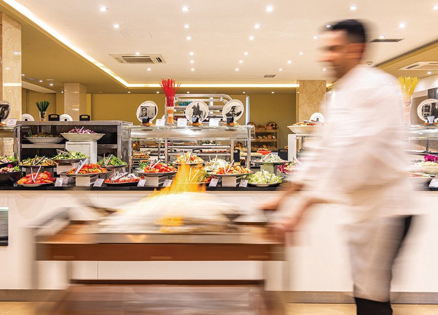 Shqipëria drejt tregut të punës me mungesë të fuqisë punëtore, jo vendeve të punës