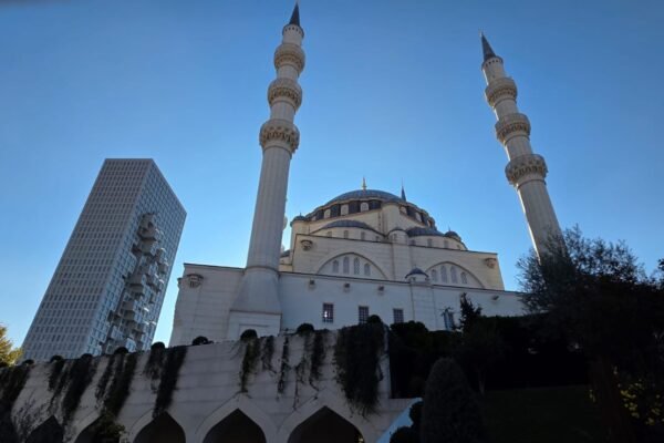 Nis sot muaji i shenjtë i Ramazanit